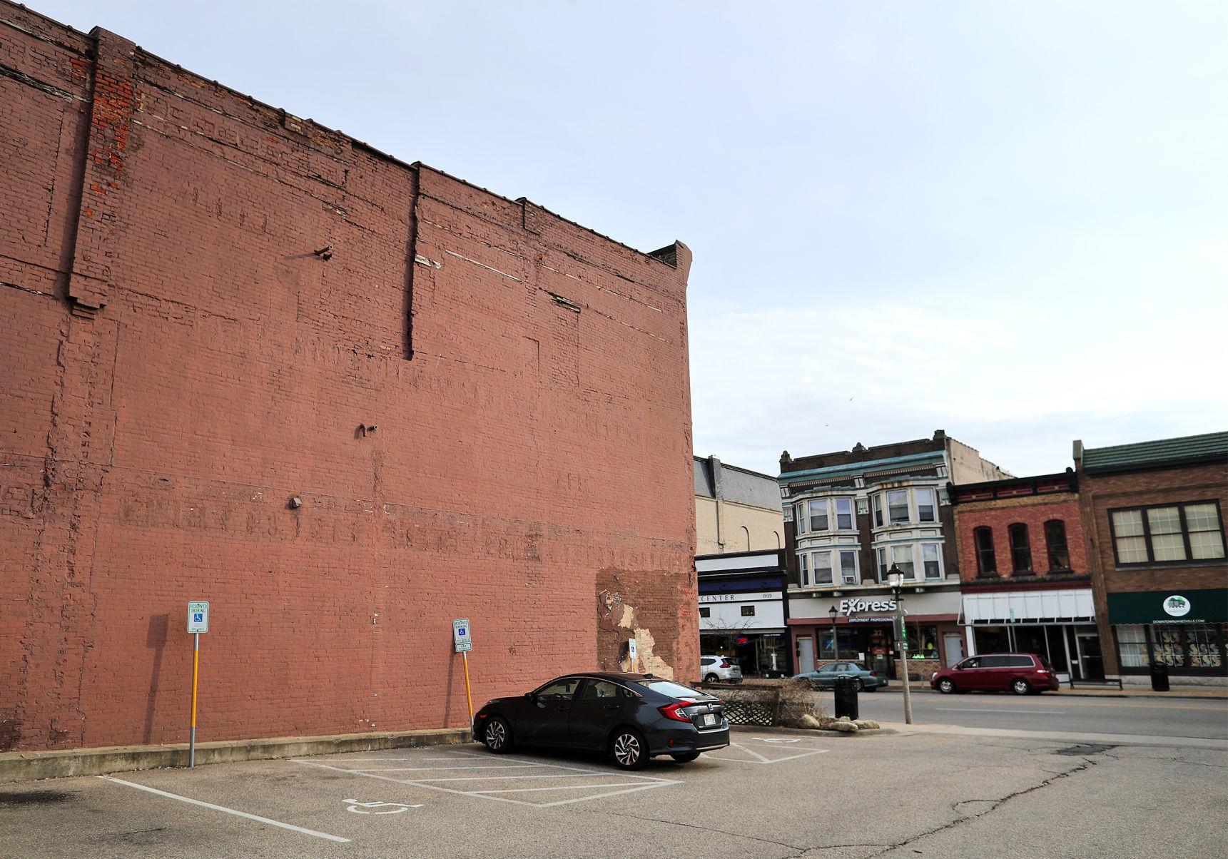 190418_MURAL01